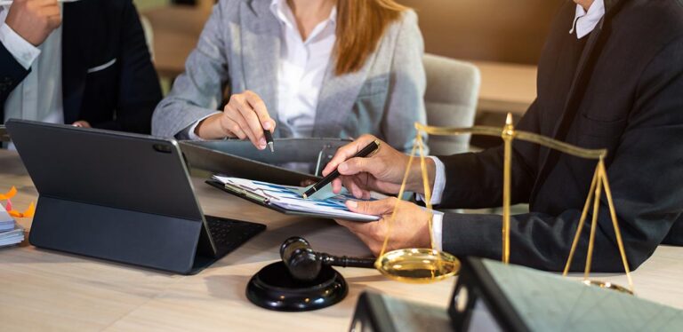asesoramiento-juridico-materia-laboral-_1200px